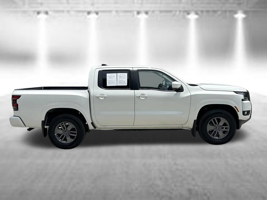 Certified 2025 Nissan Frontier SV w/ SV Convenience Package AWD/4WD image 5