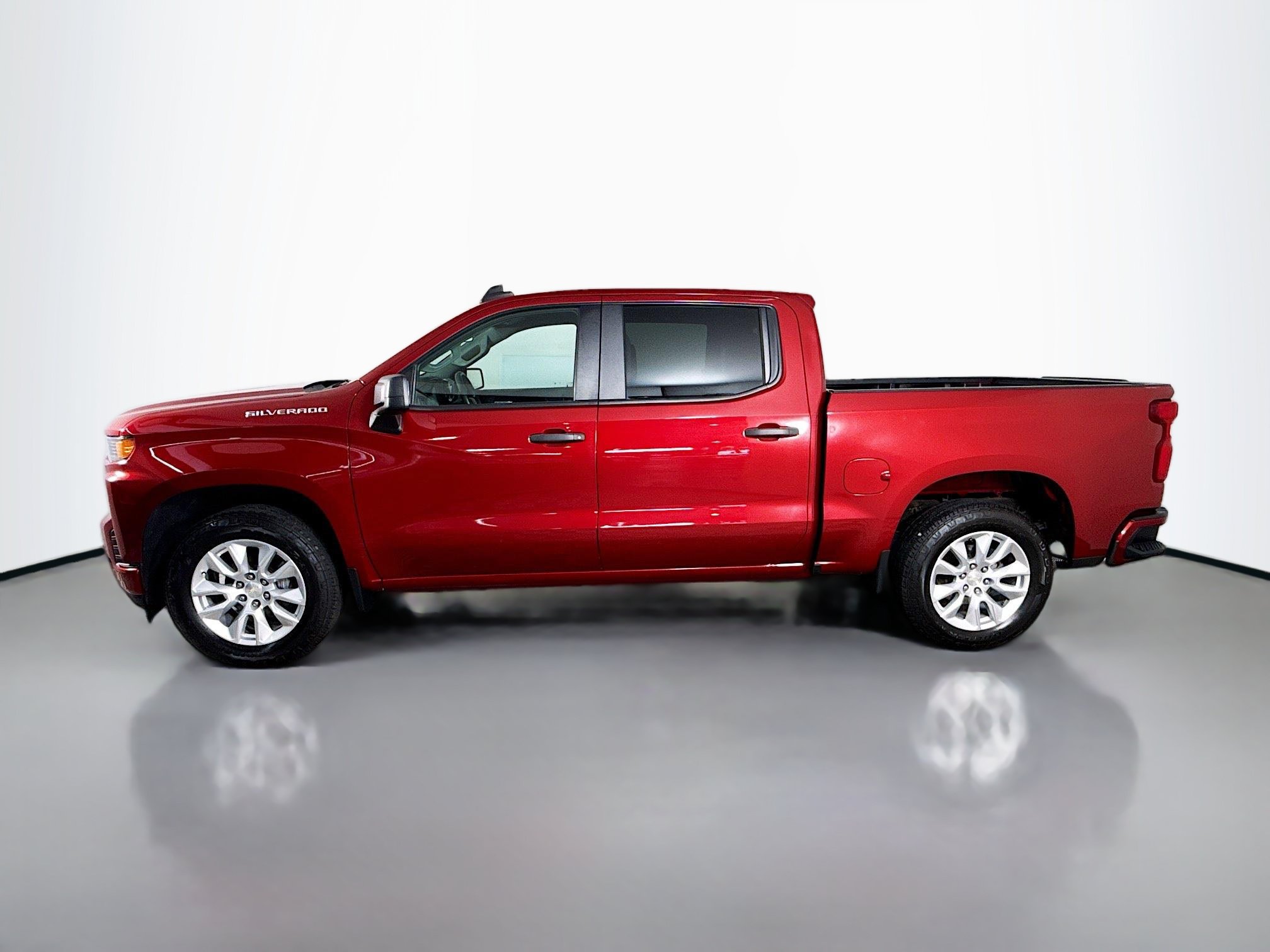 Used 2020 Chevrolet Silverado 1500 Custom w/ Custom Value Package RWD image 6