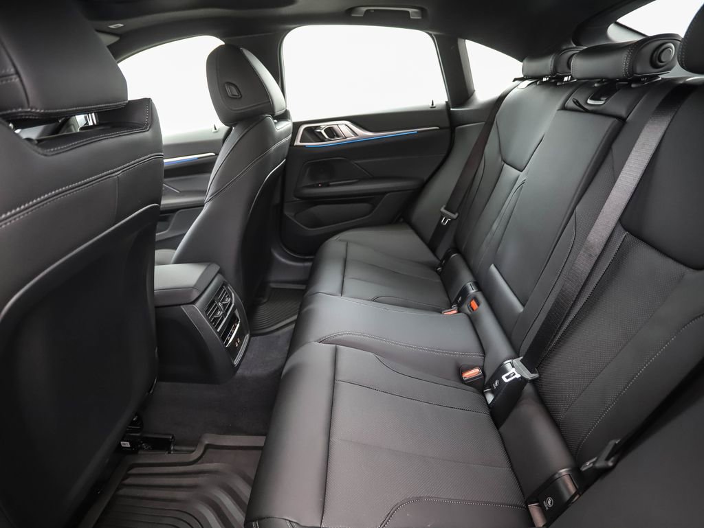 New 2026 BMW i4 xDrive40i w/ Parking Assistance Package image 22