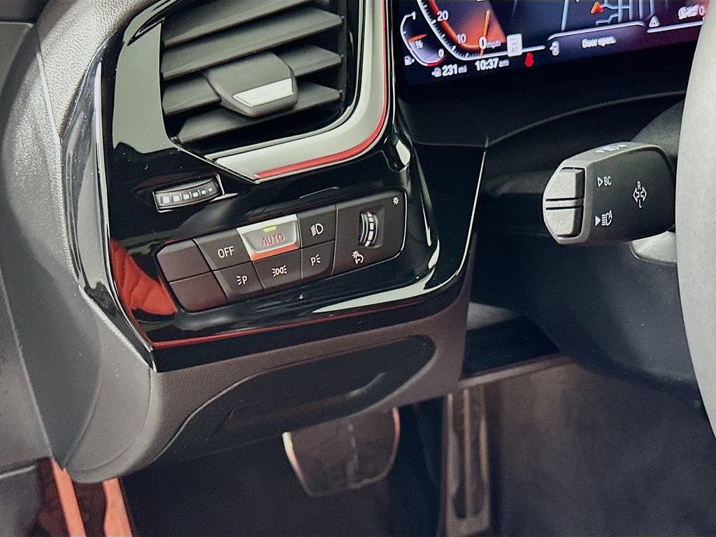 Certified 2022 BMW Z4 sDrive30i w/ Dynamic Handling Package image 10