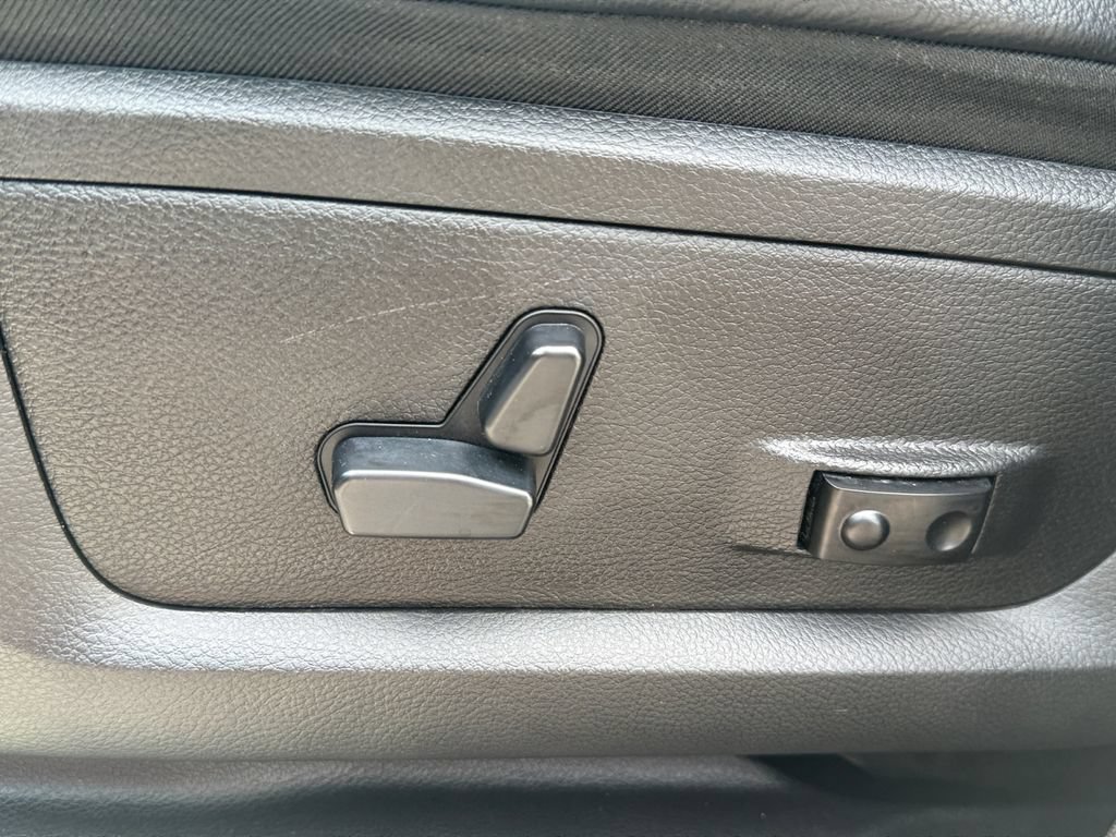 Used 2020 RAM 3500 Limited AWD/4WD image 6