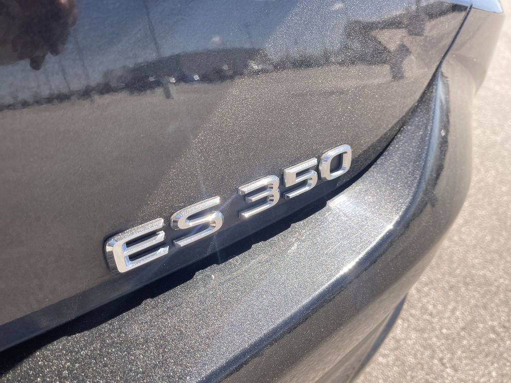 Used 2022 Lexus ES 350 F Sport w/ Accessory Package 2 image 4