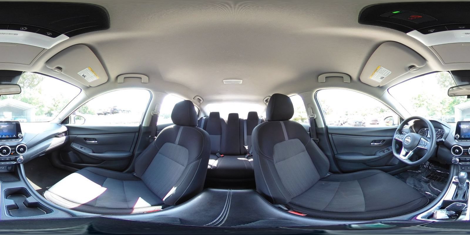 Used 2025 Nissan Sentra SV FWD image 39