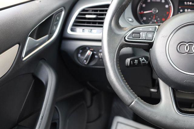 Used 2018 Audi Q3 2.0T Premium image 32