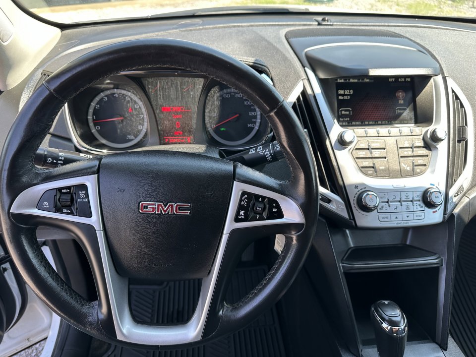 Used 2017 GMC Terrain SLE w/ Convenience Package image 12