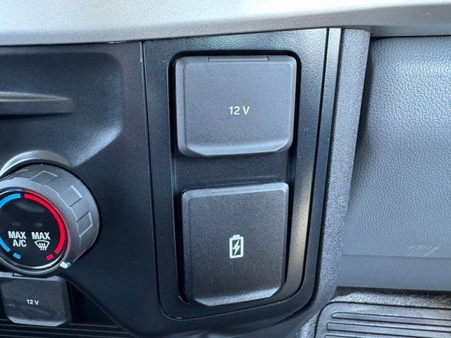 Used 2024 Ford F350 XL w/ Snow Plow/Camper Package image 25