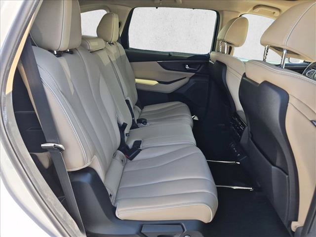 Used 2023 Acura MDX w/ Advance Package AWD/4WD image 17