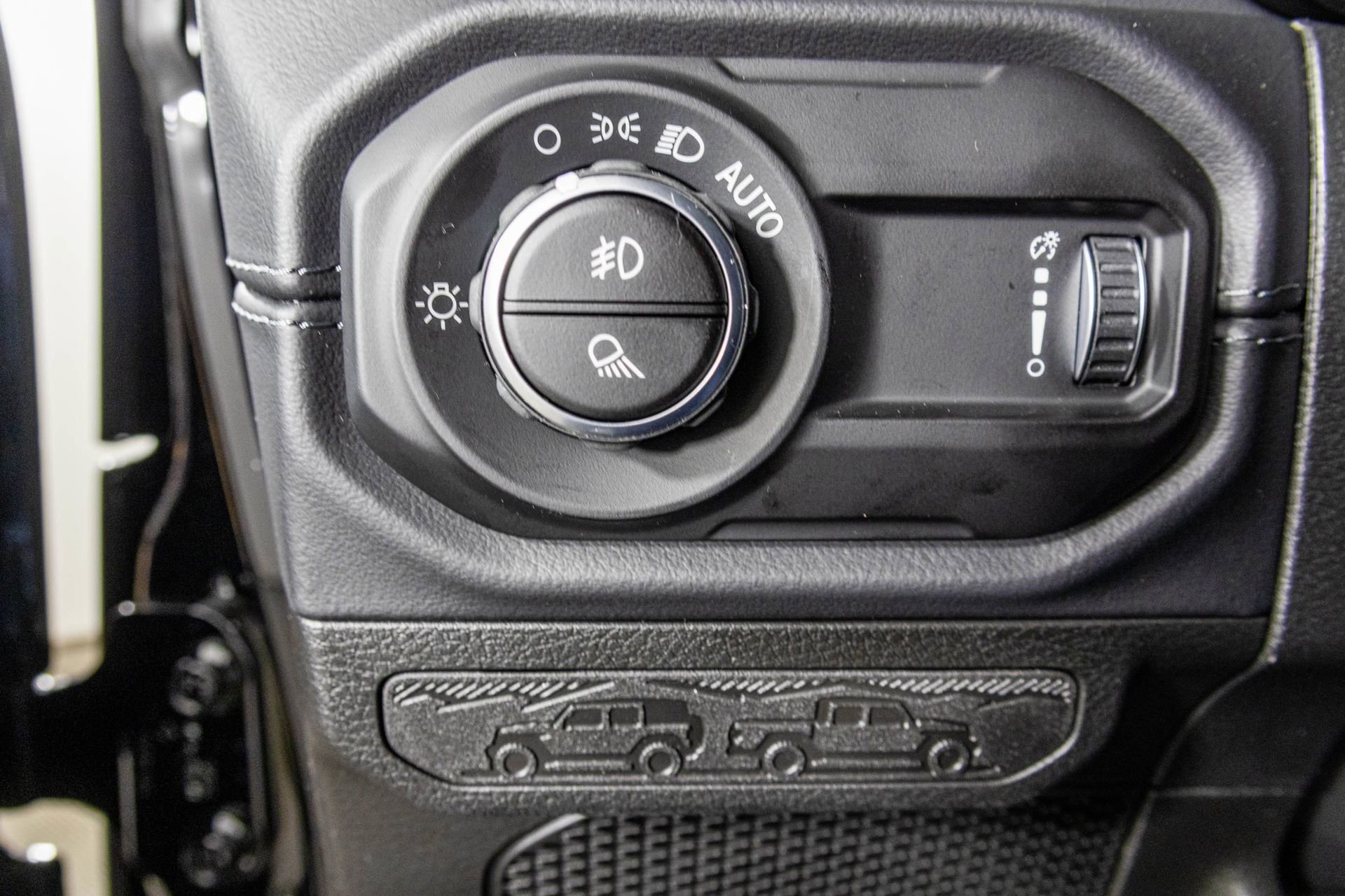 New 2026 Jeep Gladiator Sport S image 36