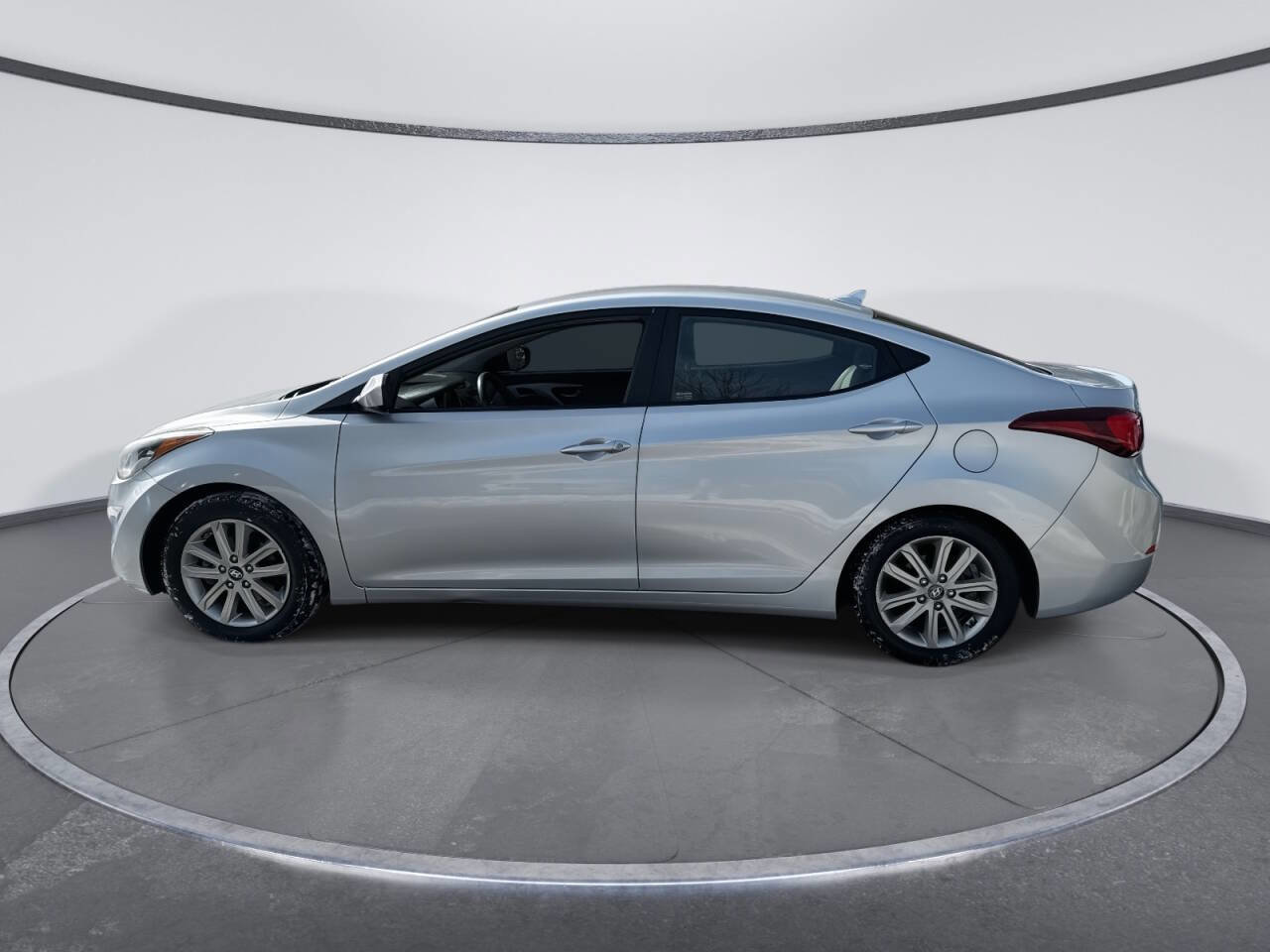 Used 2014 Hyundai Elantra SE w/ Option Group 02 image 2