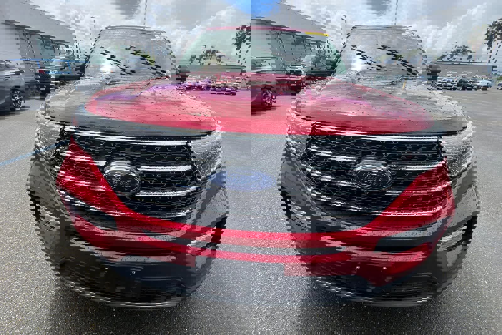 Used 2021 Ford Explorer XLT w/ Equipment Group 202A image 2