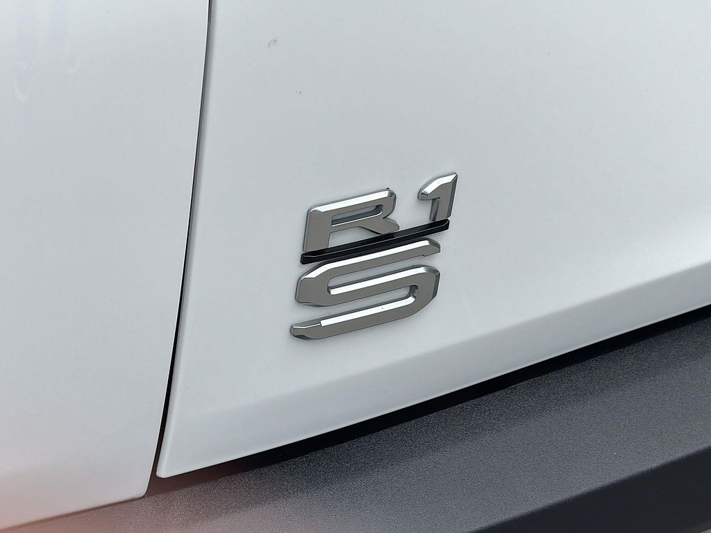 Used 2025 Rivian R1S Adventure AWD/4WD image 30