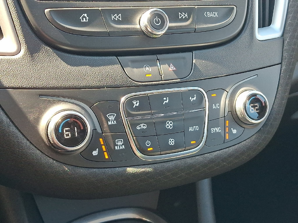 Certified 2024 Chevrolet Malibu LT FWD image 17