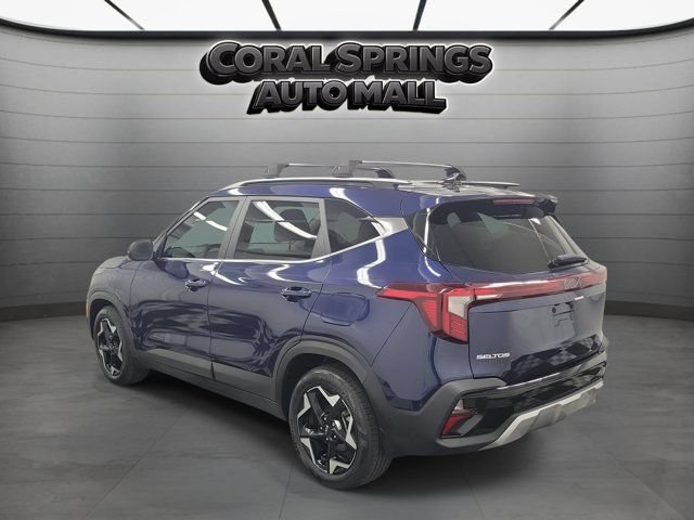 Used 2024 Kia Seltos EX FWD image 4