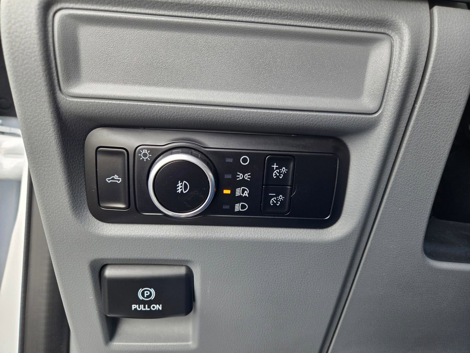 Used 2023 Ford F150 XLT image 27