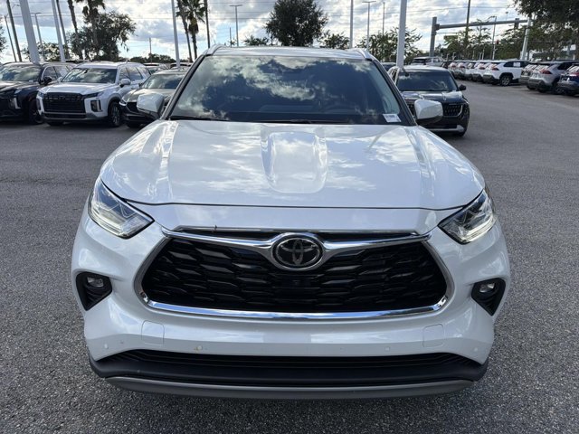 New 2026 Toyota Highlander Platinum AWD/4WD image 6