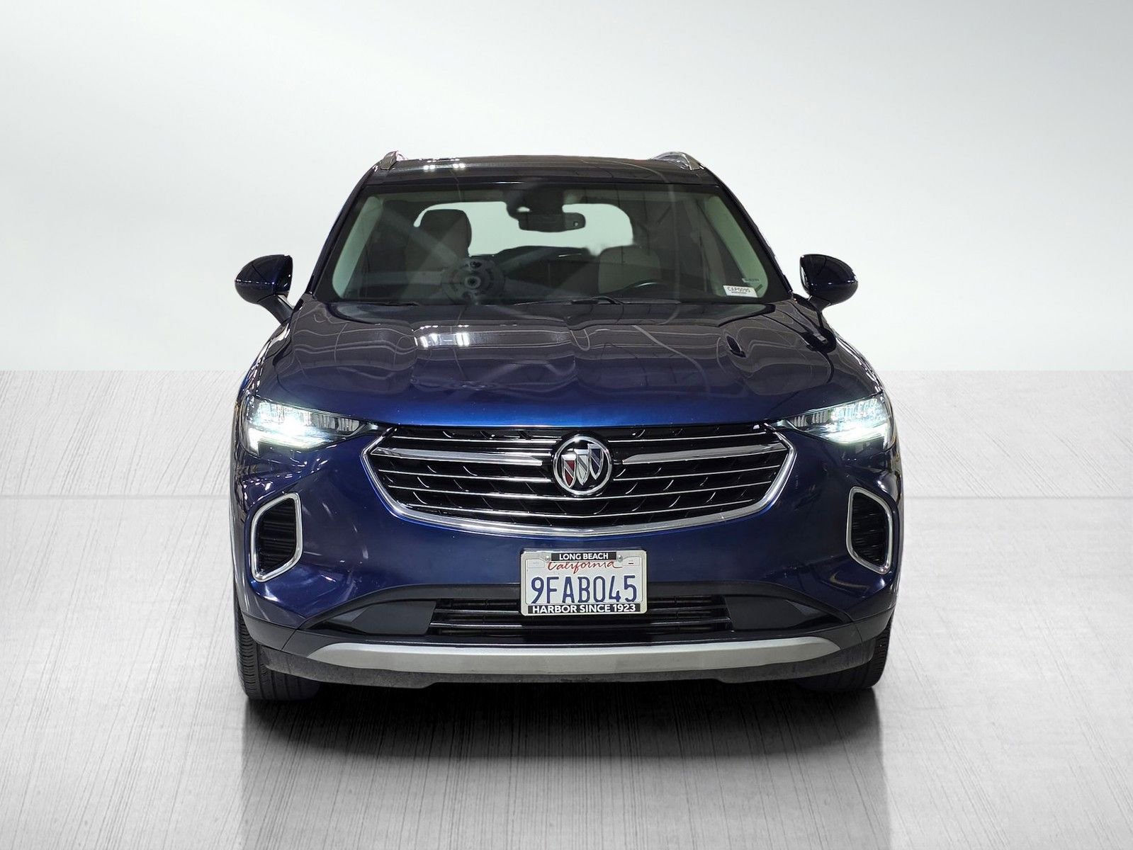 Used 2023 Buick Envision Preferred image 2