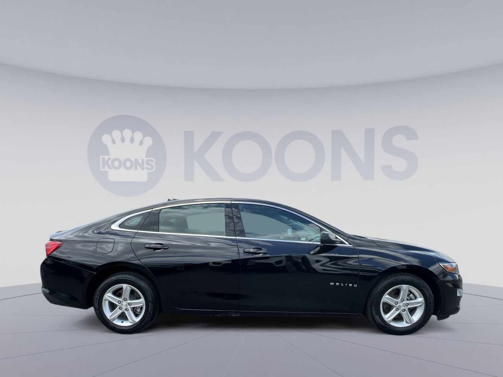 Used 2023 Chevrolet Malibu LT FWD image 17