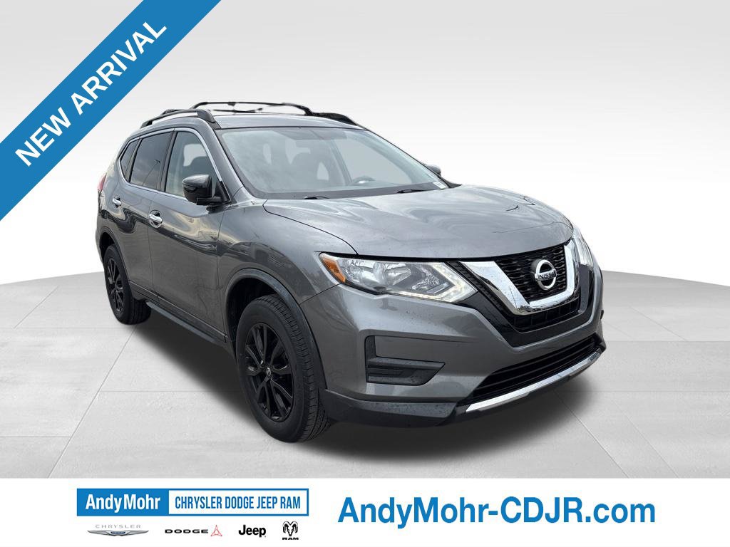Used 2017 Nissan Rogue SV w/ Midnight Edition Package