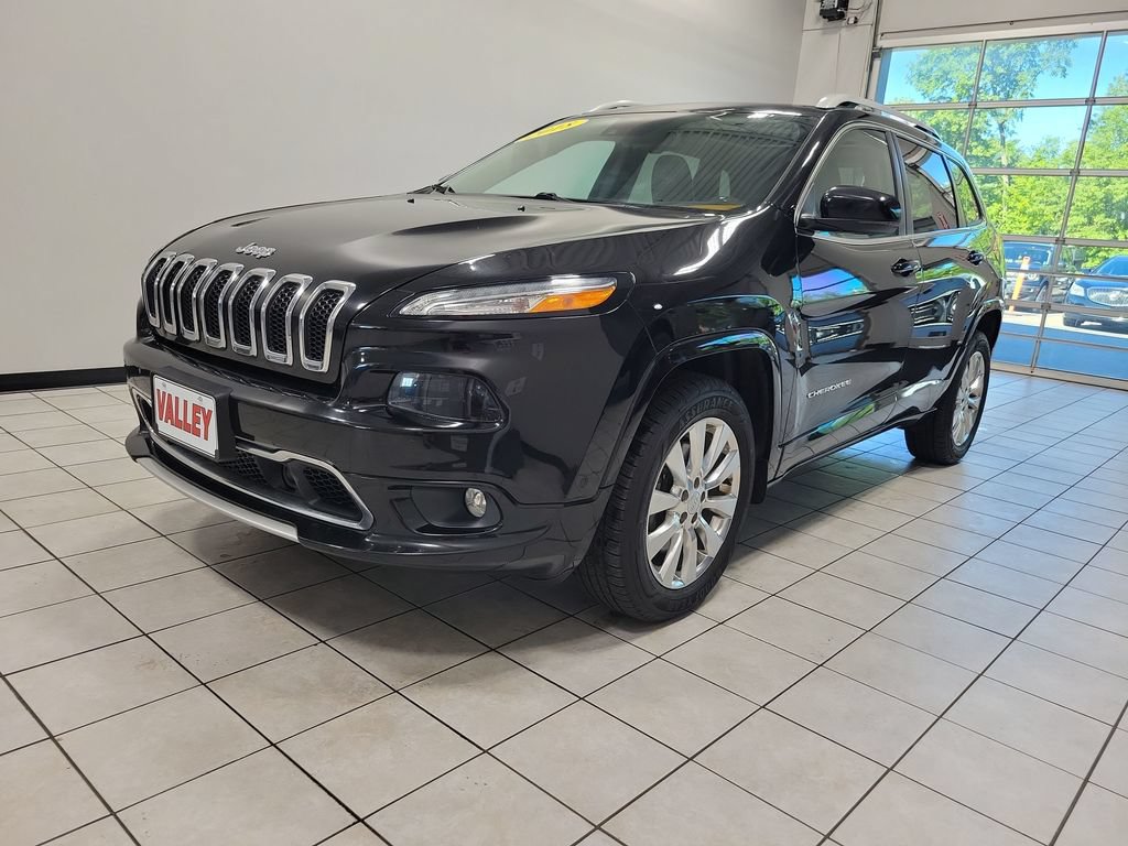 Certified 2018 Jeep Cherokee Overland w/ Technology Group AWD/4WD image 7