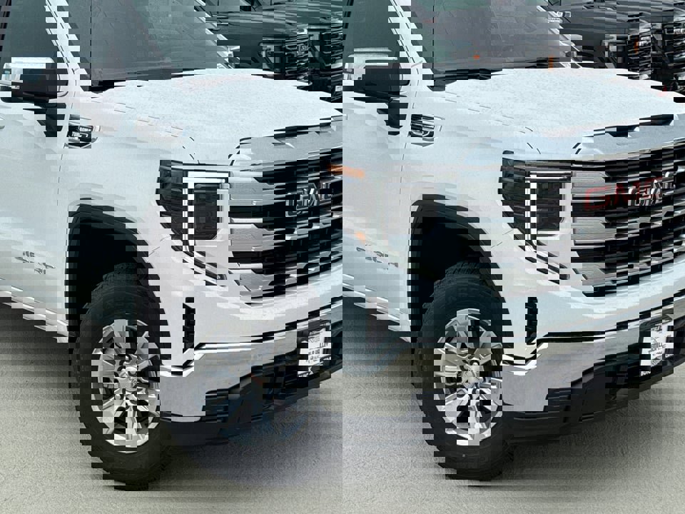 Used 2026 GMC Sierra 1500 SLE RWD image 4
