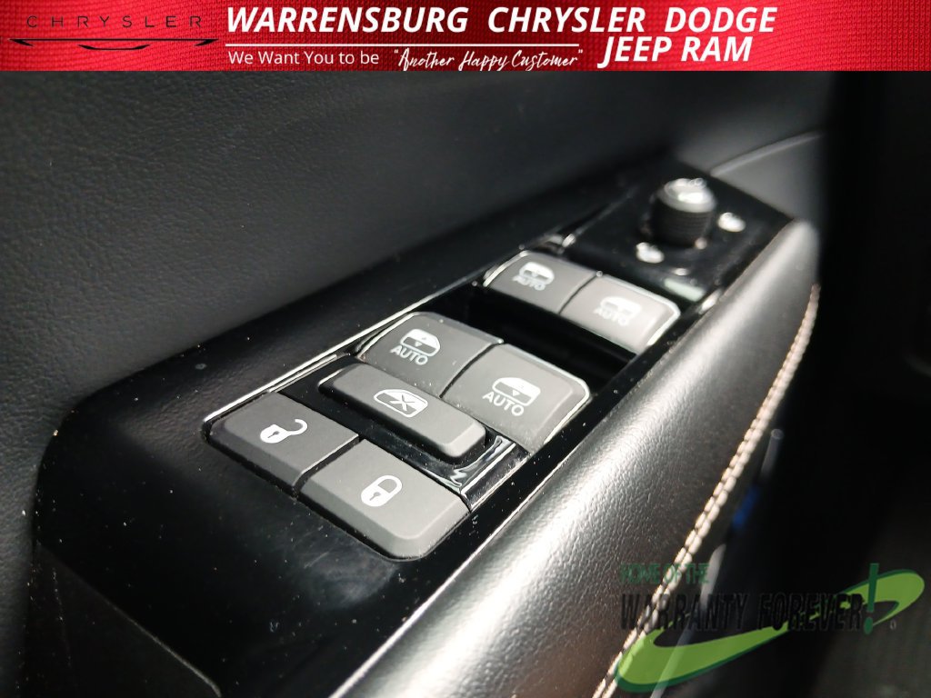 Used 2024 Jeep Grand Wagoneer L Series II w/ Quick Order Packagew 28T AWD/4WD image 34