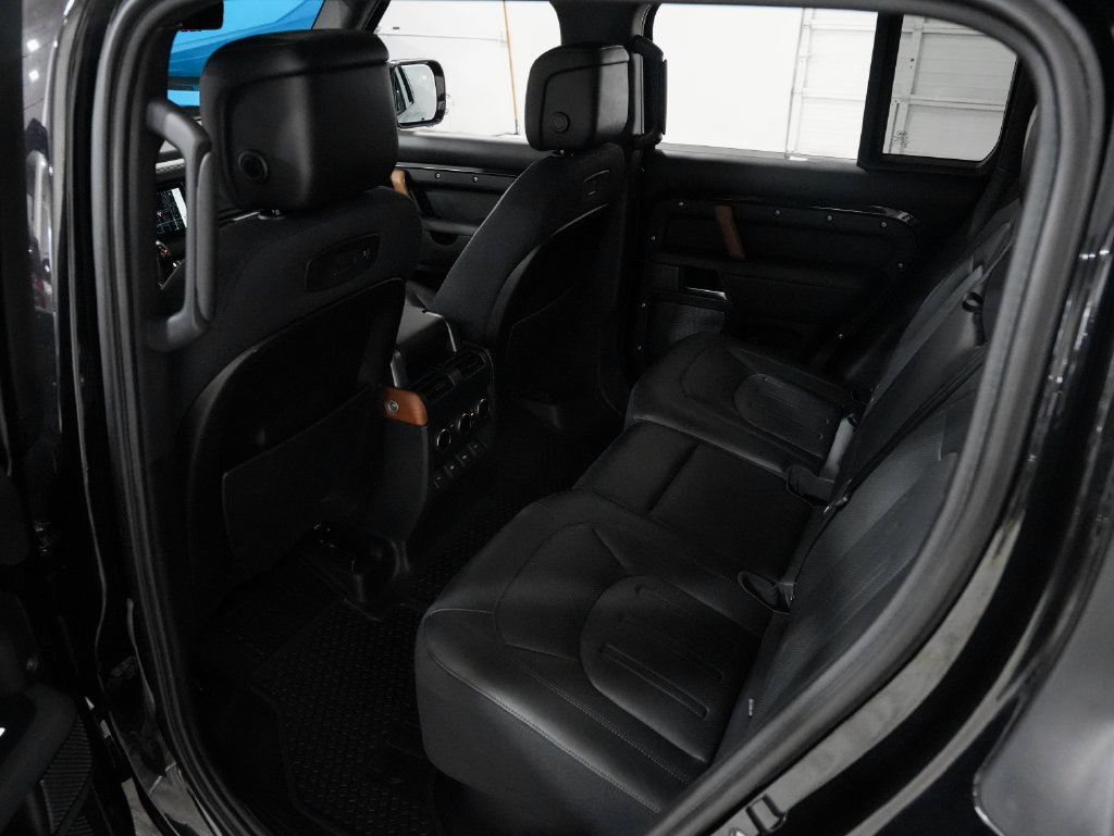 Used 2020 Land Rover Defender 110 X AWD/4WD image 28