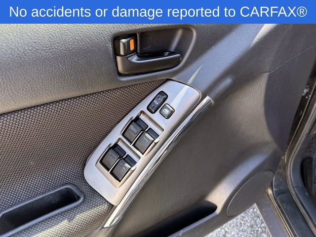 Used 2003 Pontiac Vibe AWD w/ Power Group Value Package image 17