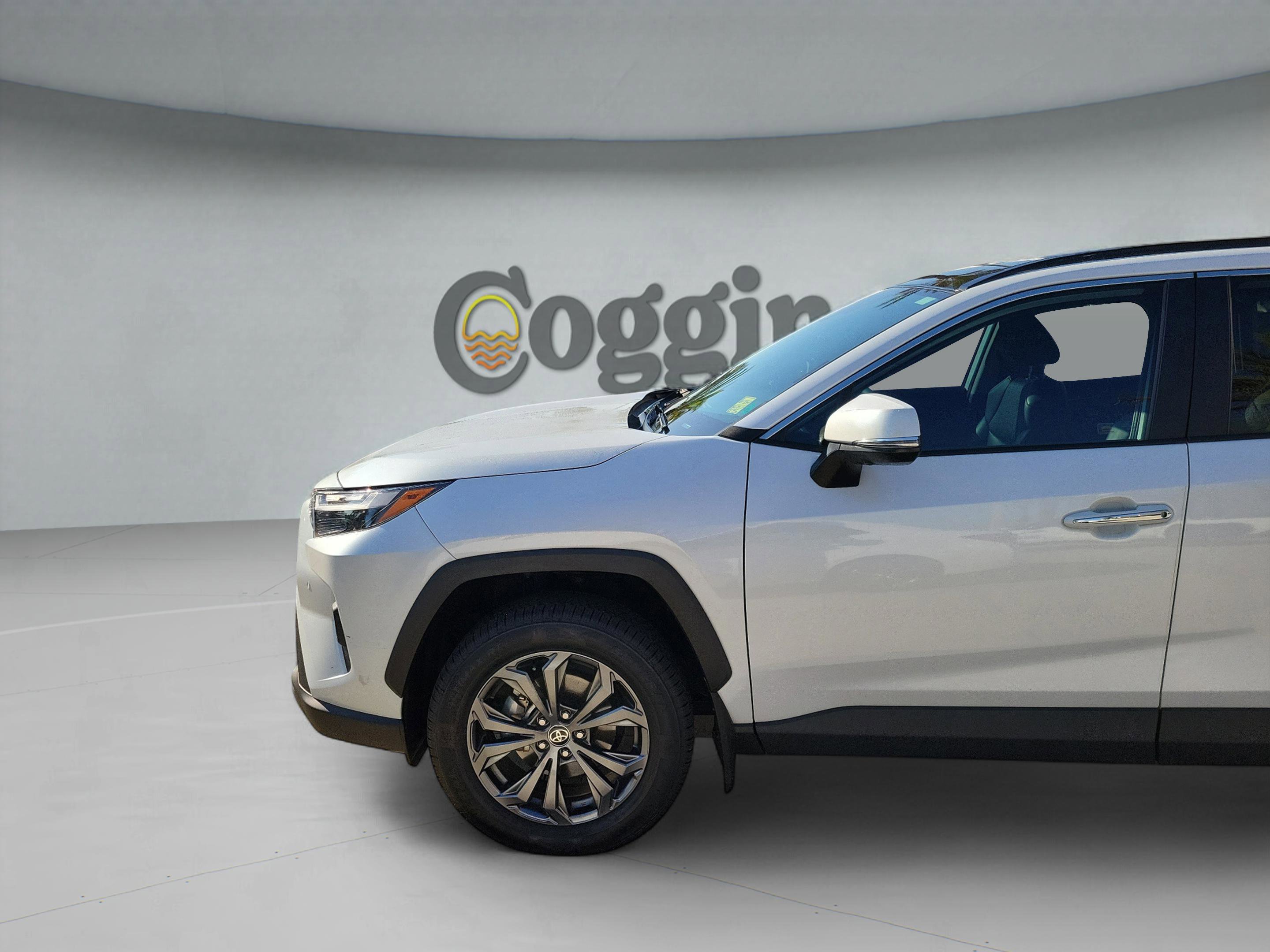 Used 2024 Toyota RAV4 Limited w/ Advanced Technology Package AWD/4WD image 32