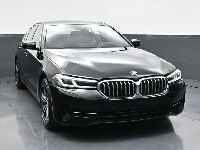 Used 2022 BMW 530i xDrive w/ Premium Package image 7