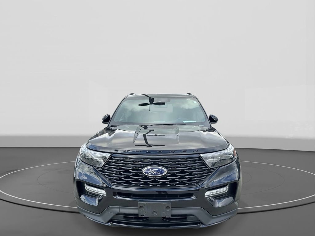 Used 2023 Ford Explorer ST-Line w/ Class IV Trailer Tow Package AWD/4WD image 3