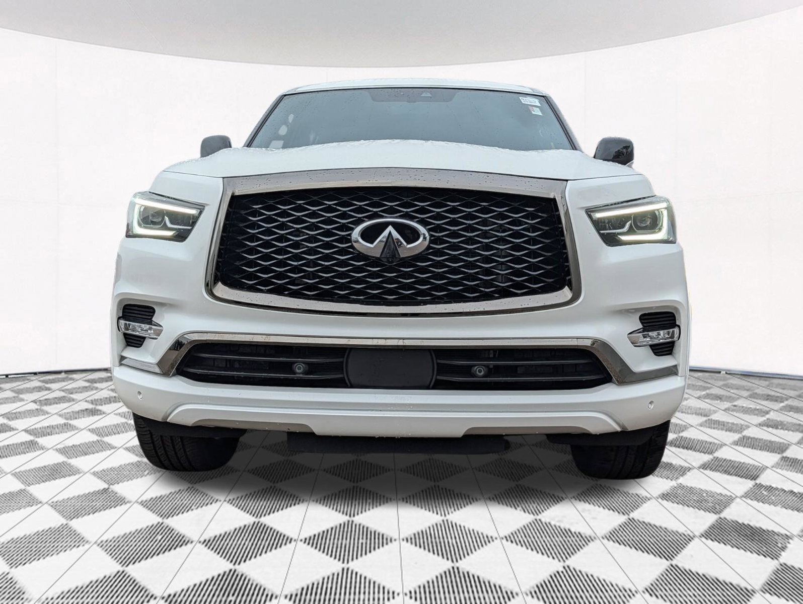 Used 2024 INFINITI QX80 Sensory AWD/4WD image 22