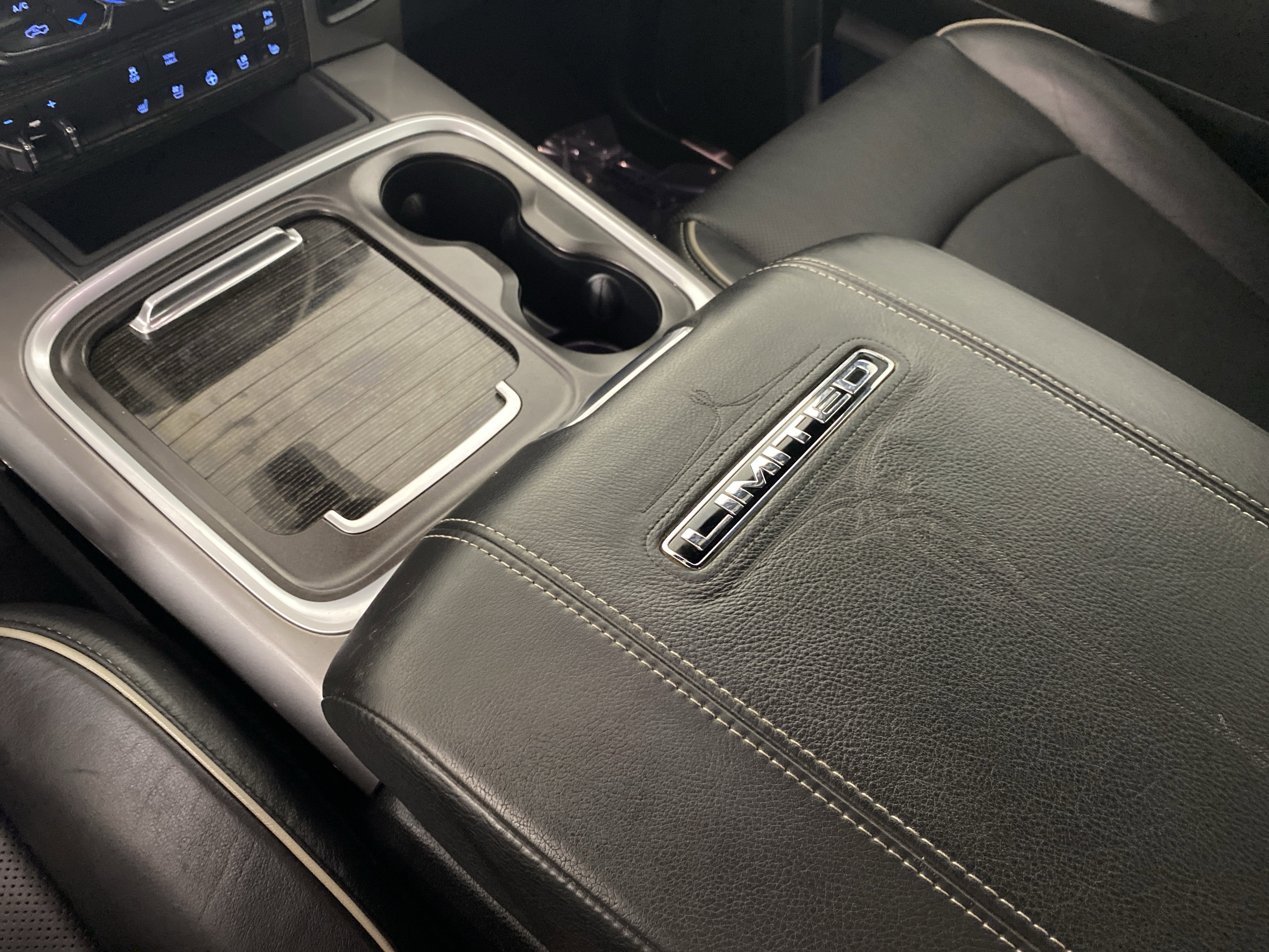 Used 2018 RAM 2500 Limited image 31