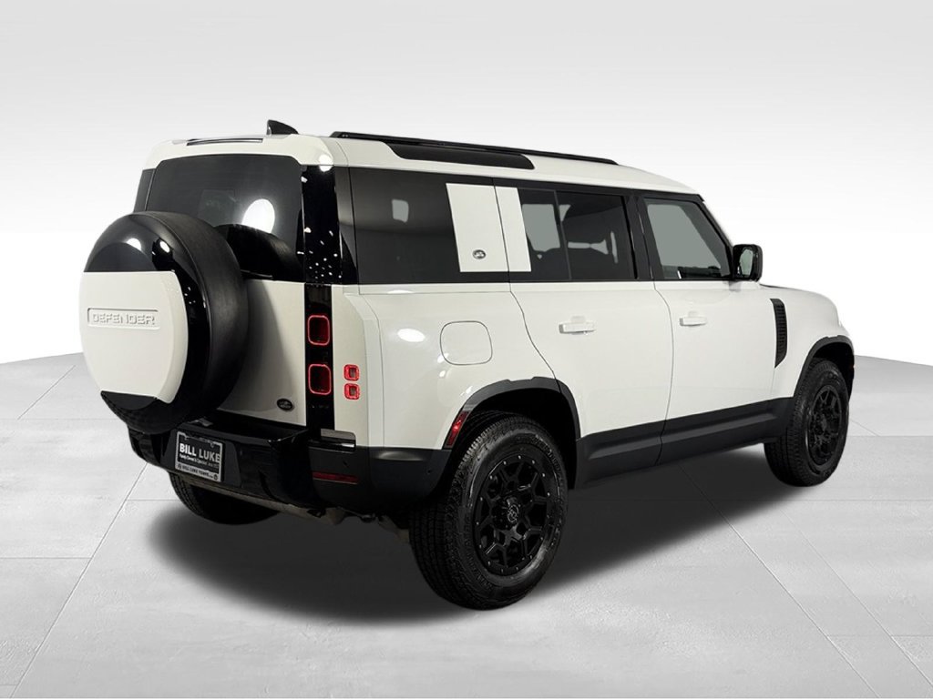 Used 2023 Land Rover Defender 110 AWD/4WD image 6