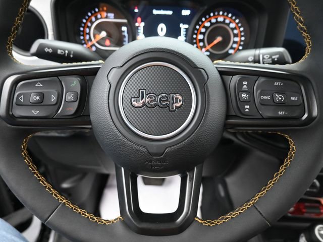 Used 2024 Jeep Gladiator Willys image 14