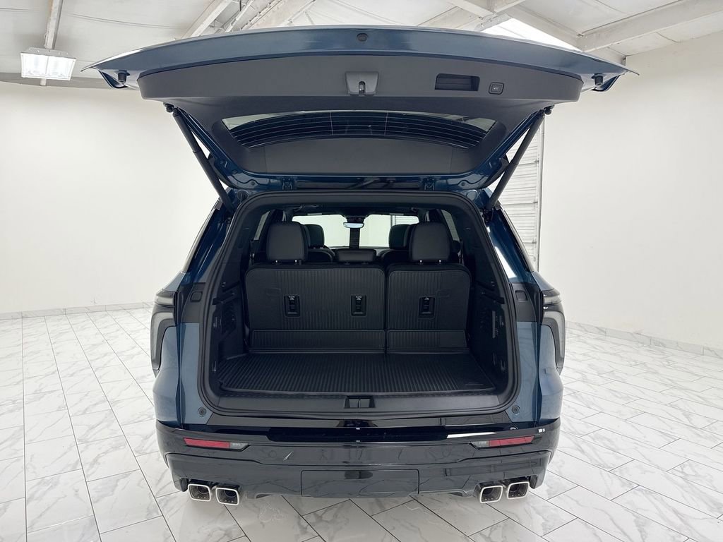 New 2026 Chevrolet Traverse RS w/ LPO, Floor Liner Package image 27