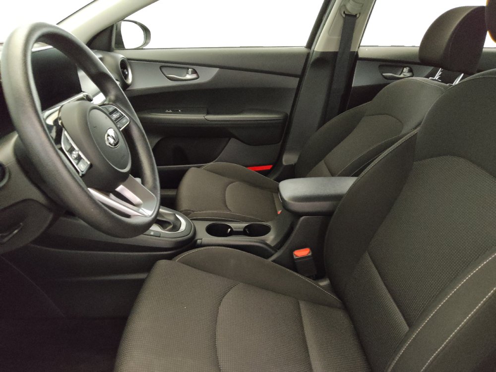 Used 2021 Kia Forte LXS FWD image 17
