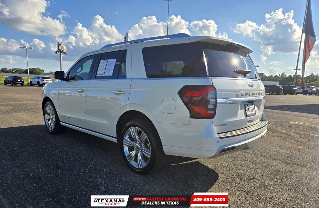 Used 2023 Ford Expedition Platinum image 5
