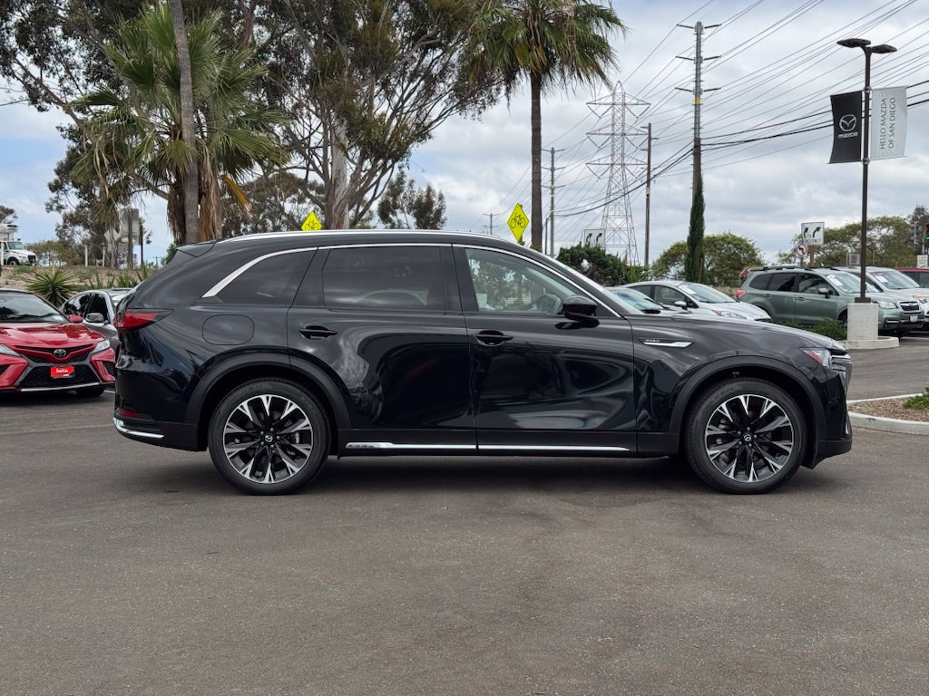 Certified 2024 MAZDA CX-90 Plug-In Hybrid w/ Premium Pkg AWD/4WD image 31