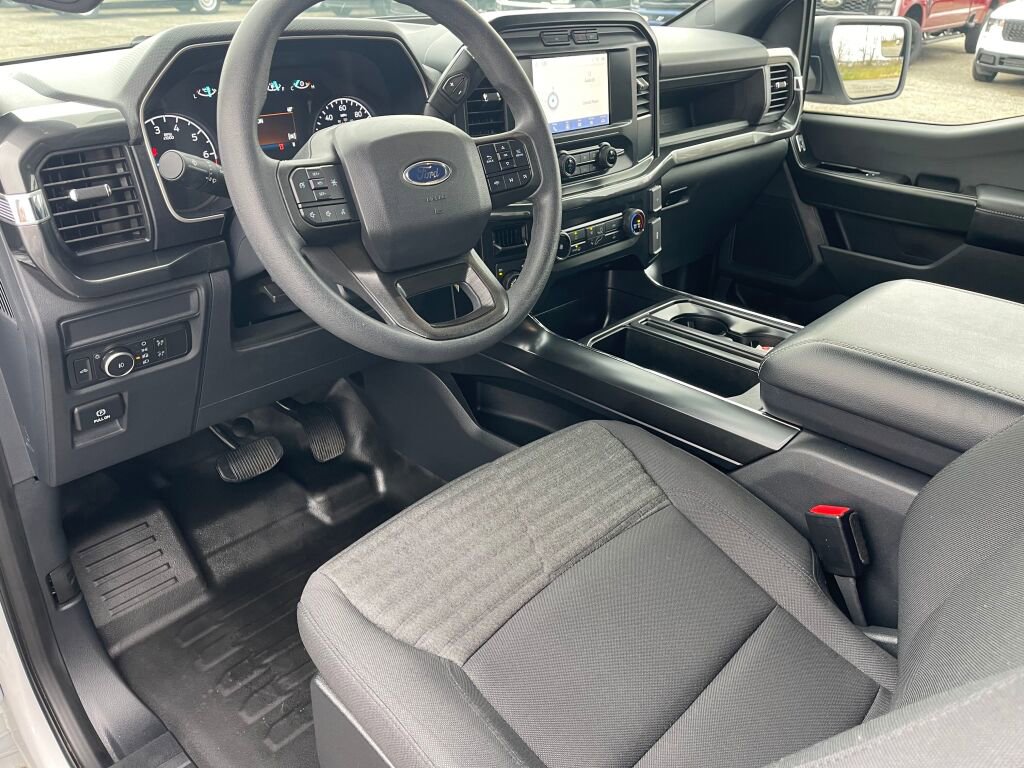 Certified 2022 Ford F150 XL w/ STX Appearance Package image 9
