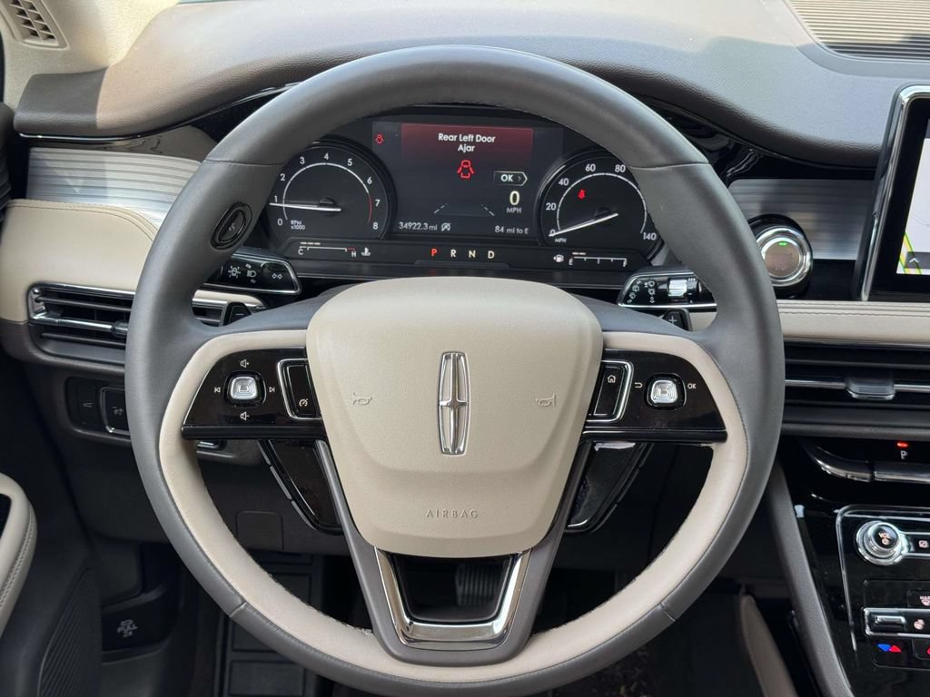 Used 2022 Lincoln Corsair FWD w/ Equipment Group 101A image 10