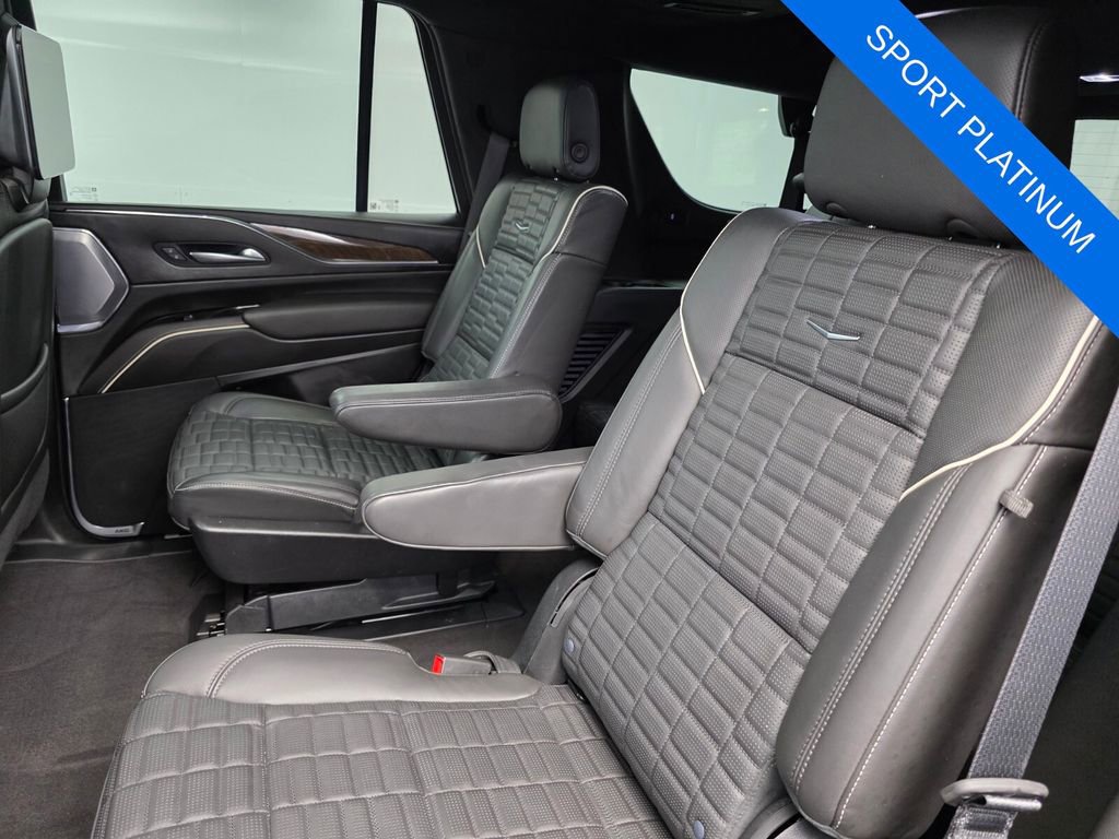 Used 2023 Cadillac Escalade Sport Platinum w/ LPO, ONYX Package AWD/4WD image 15