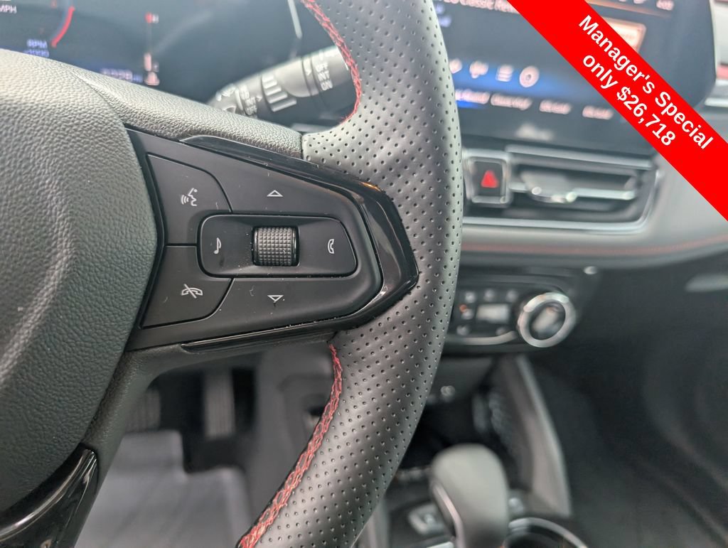 Used 2025 Chevrolet TrailBlazer RS w/ Convenience Package AWD/4WD image 18