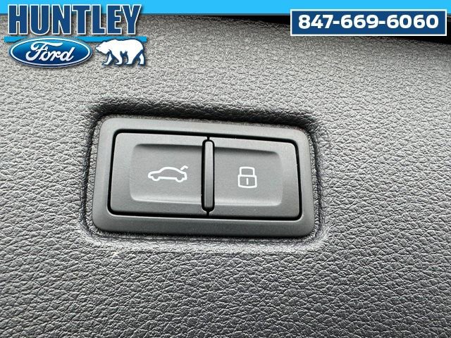 Used 2025 Audi Q7 3.0T Premium Plus image 13