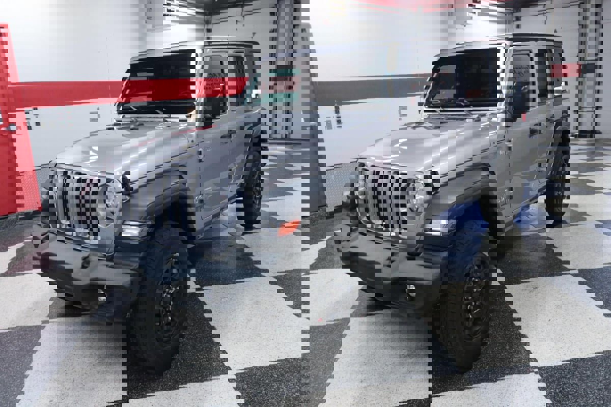 Used 2018 Jeep Wrangler Unlimited Sport image 5