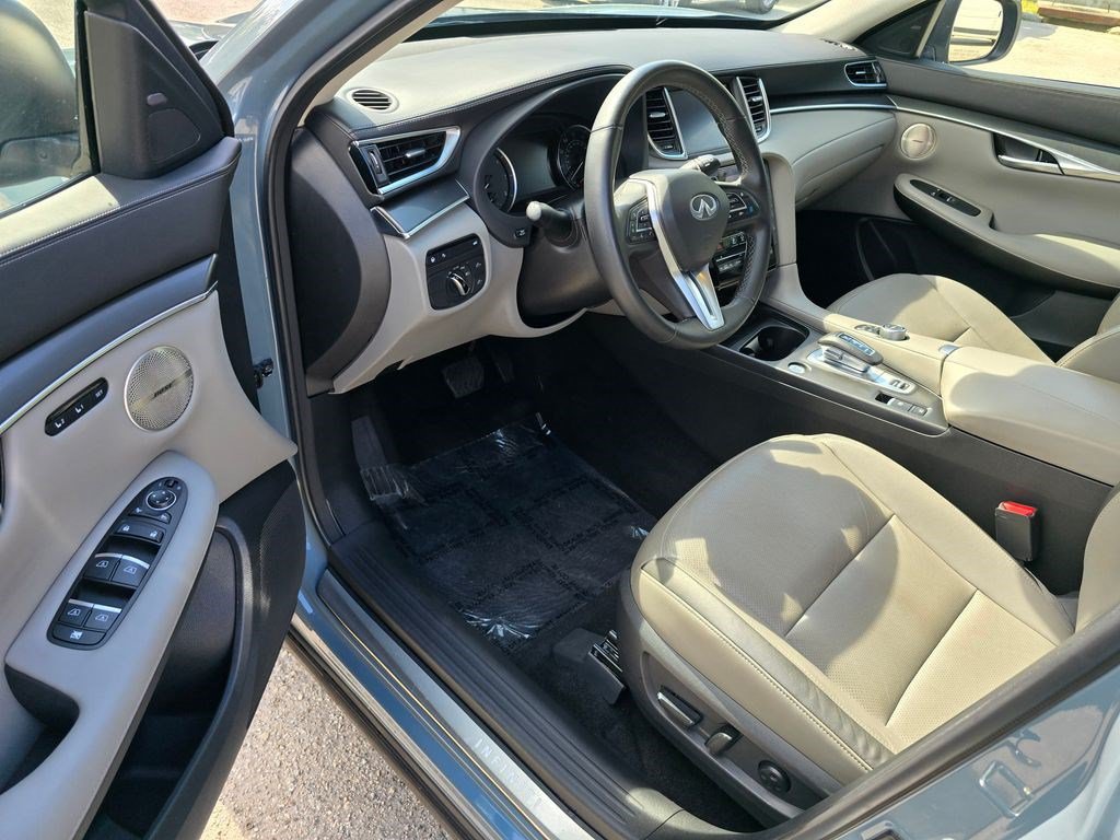 Used 2025 INFINITI QX50 Luxe AWD/4WD image 15
