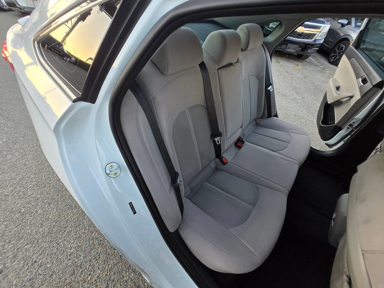 Used 2016 Hyundai Sonata SE image 30