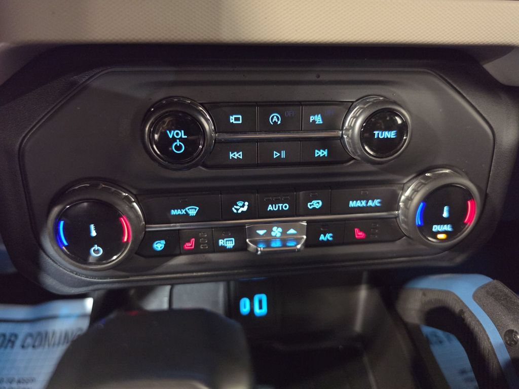 Used 2022 Ford Bronco Wildtrak AWD/4WD image 16