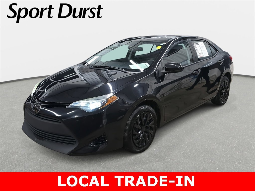 Used 2018 Toyota Corolla LE image 1