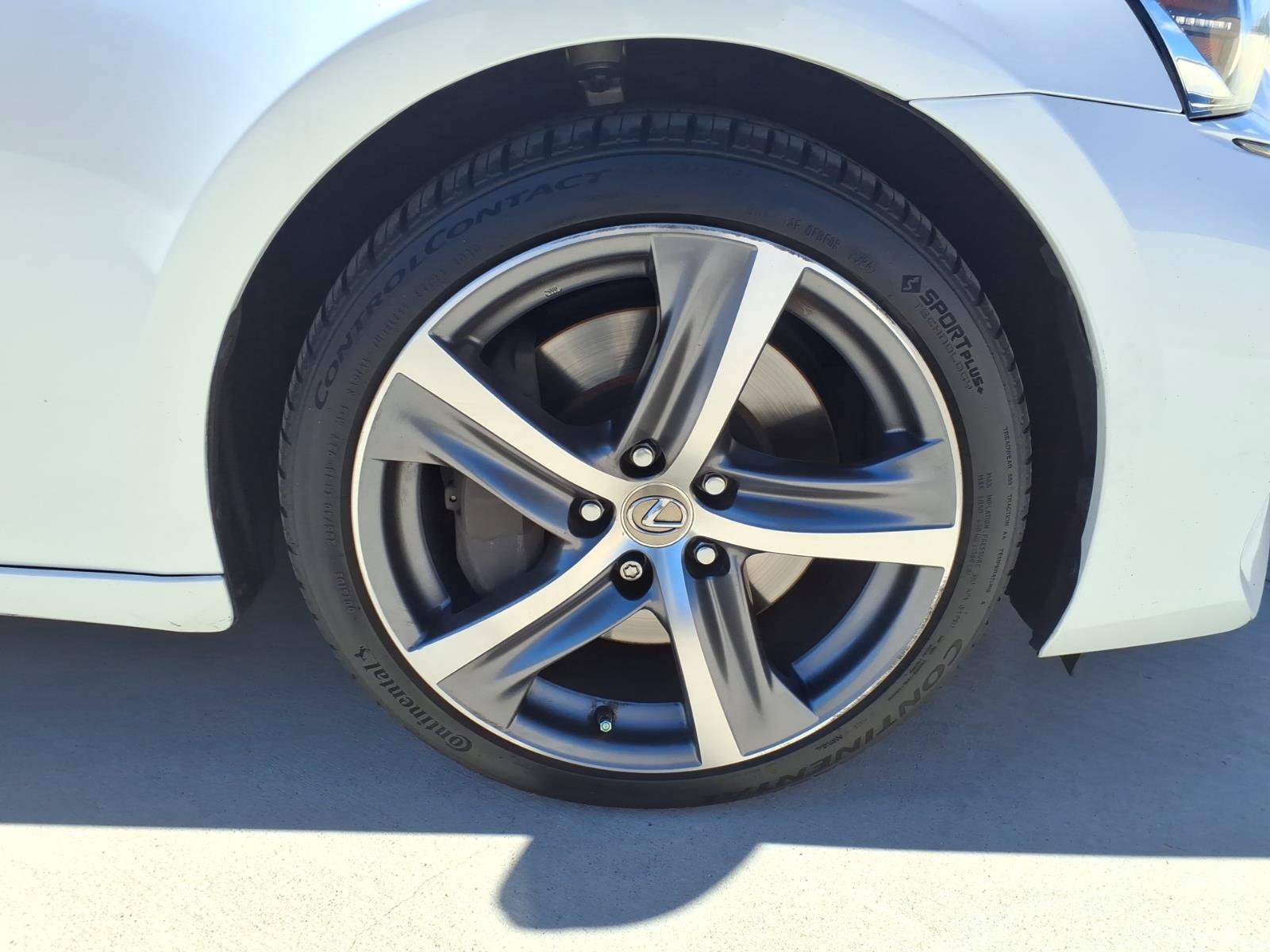 Used 2017 Lexus IS 200t w/ Navigation System Package RWD image 8