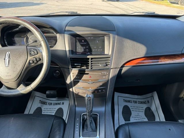 Used 2013 Lincoln MKT FWD image 20